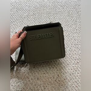 Steve madden cross body